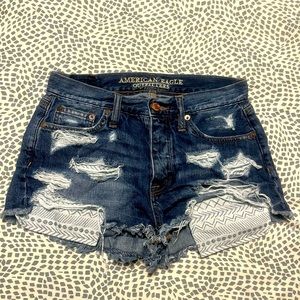 American Eagle Women’s High rise festival Jean shorts size 0